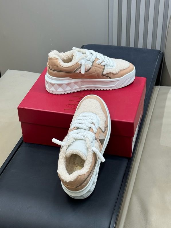 Кроссовки фото 2