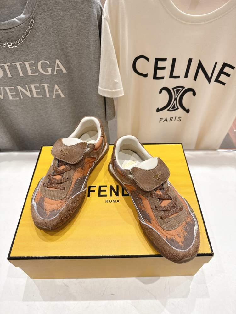 Кроссовки фото 2