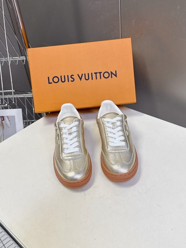 Кроссовки фото 2