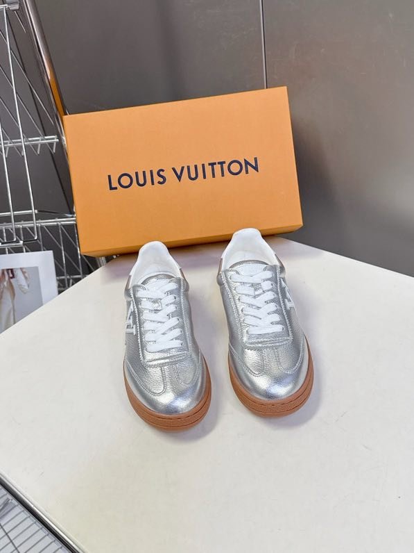 Кроссовки фото 2