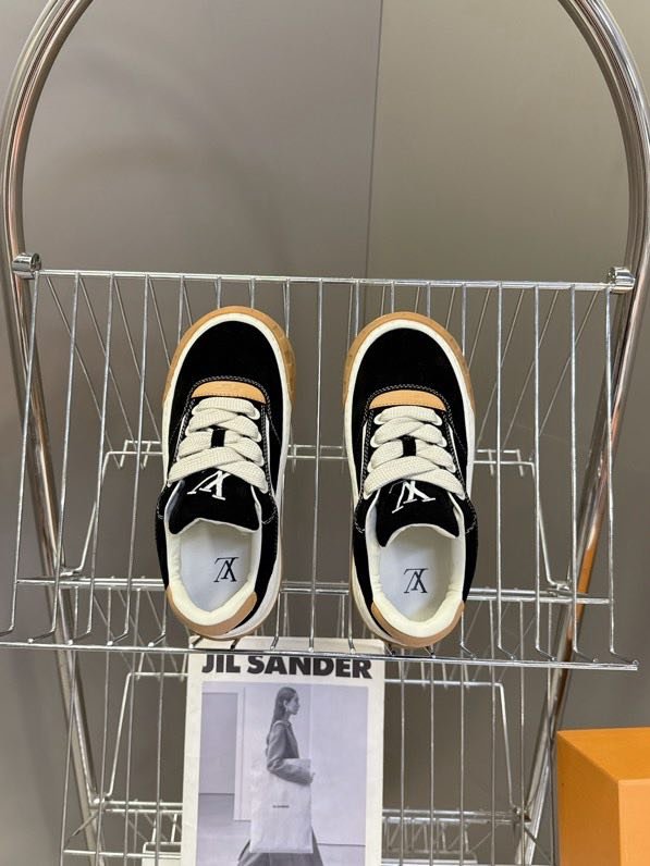 Кроссовки фото 2