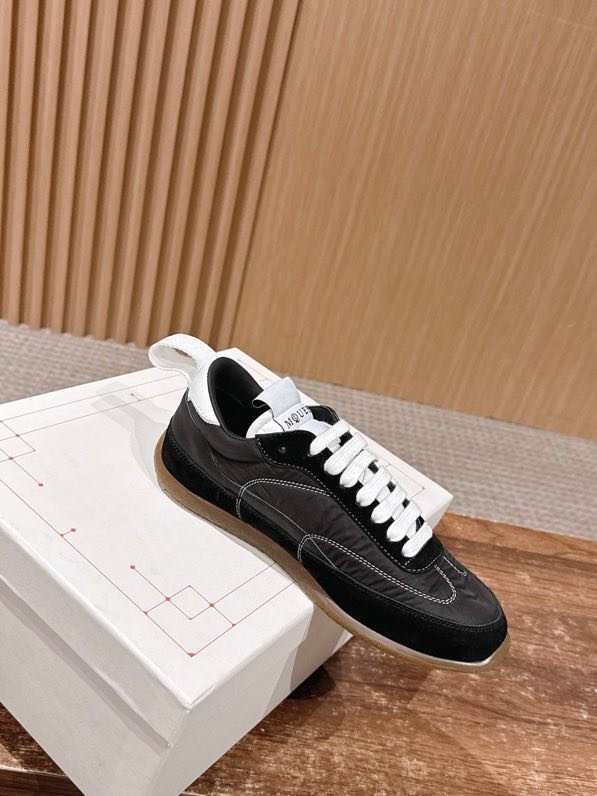 Кроссовки фото 2