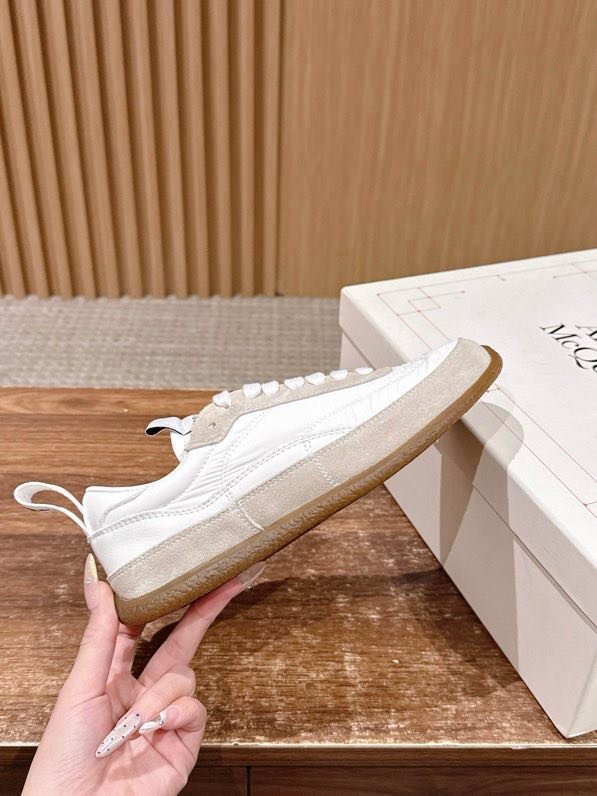 Кроссовки фото 2