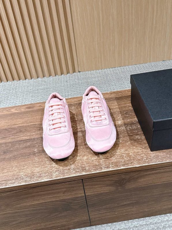 Кроссовки фото 2