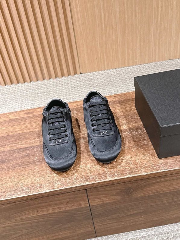 Кроссовки фото 2