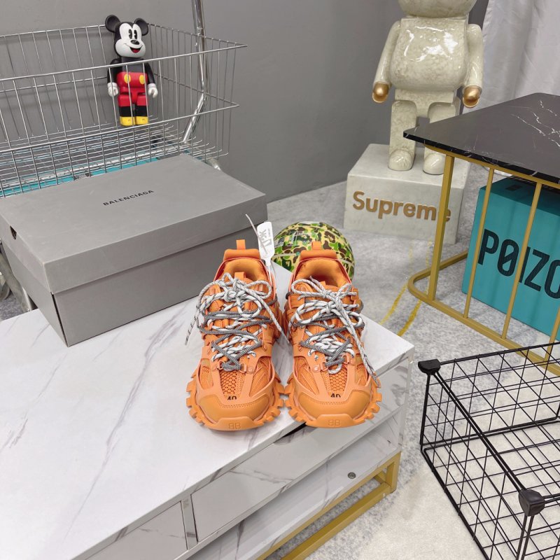 Кроссовки фото 2