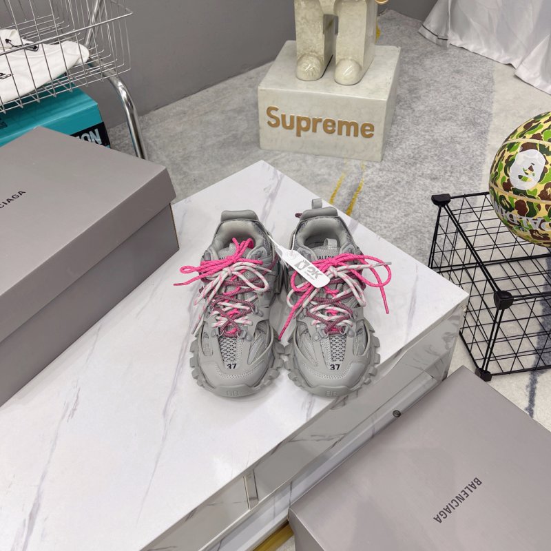 Кроссовки фото 2