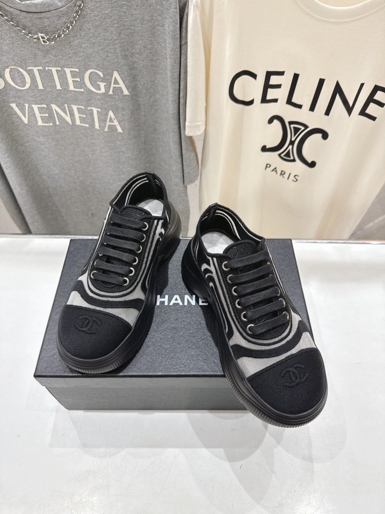 Кроссовки фото 2