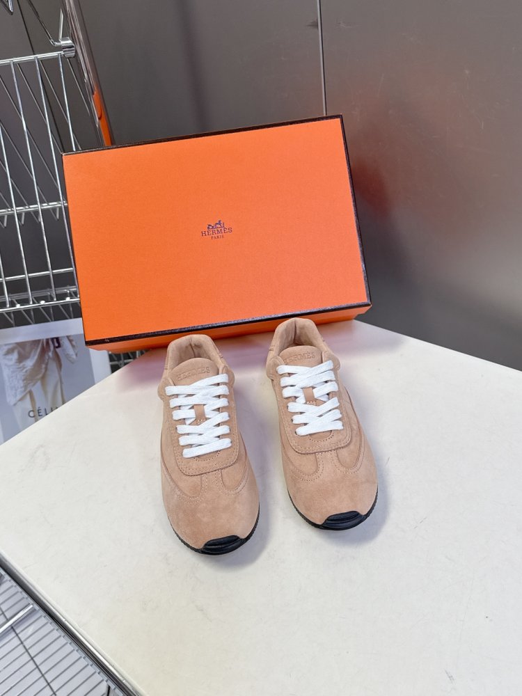 Кроссовки фото 2