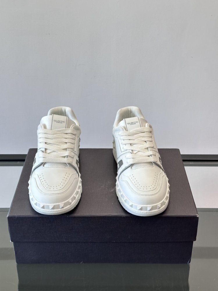 Кросівки фото 2