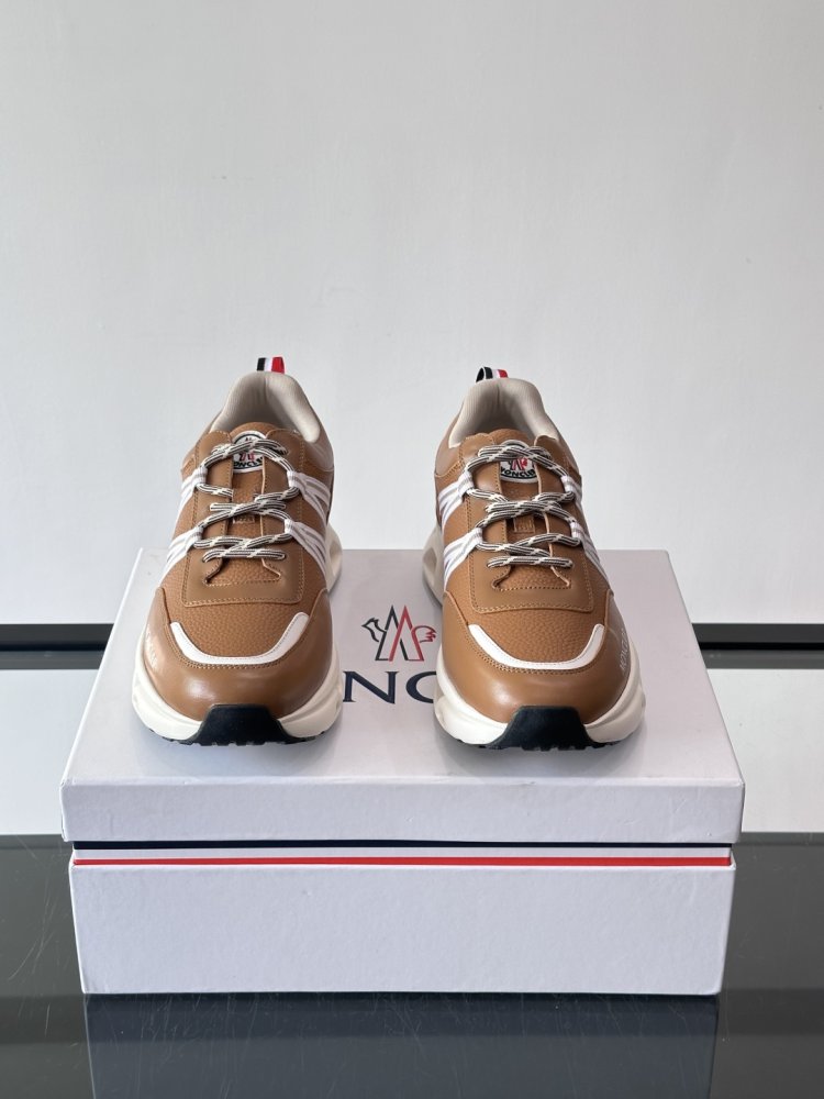 Кросівки фото 2