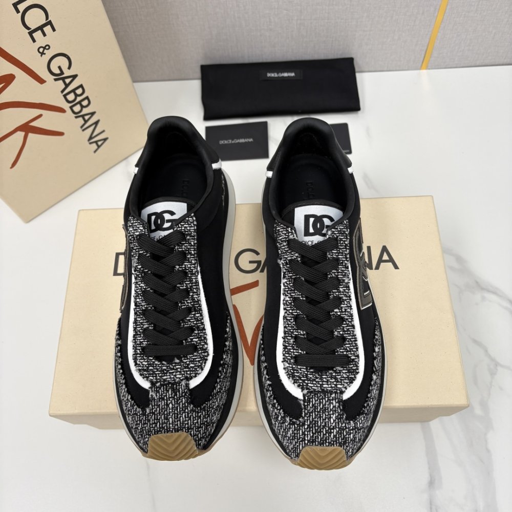 Кросівки фото 2