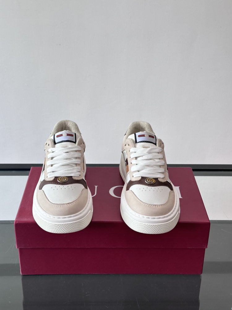 Кросівки фото 2