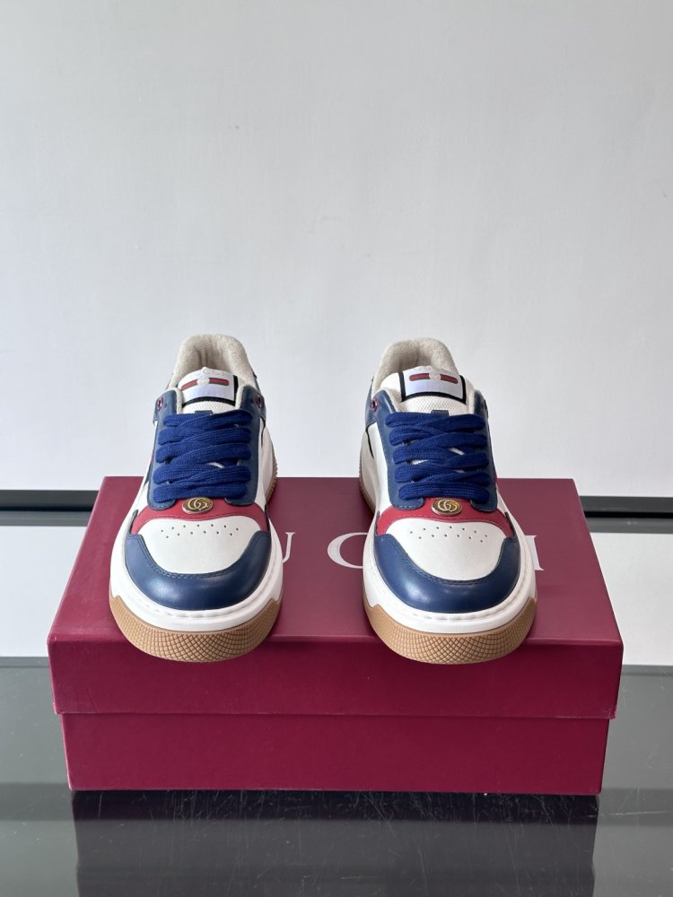 Кросівки фото 2