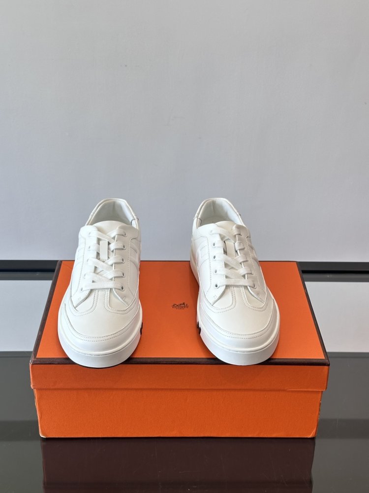 Кросівки фото 2