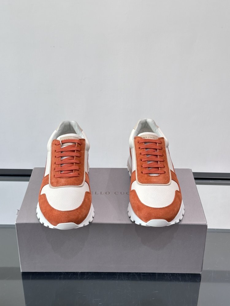 Кросівки фото 2