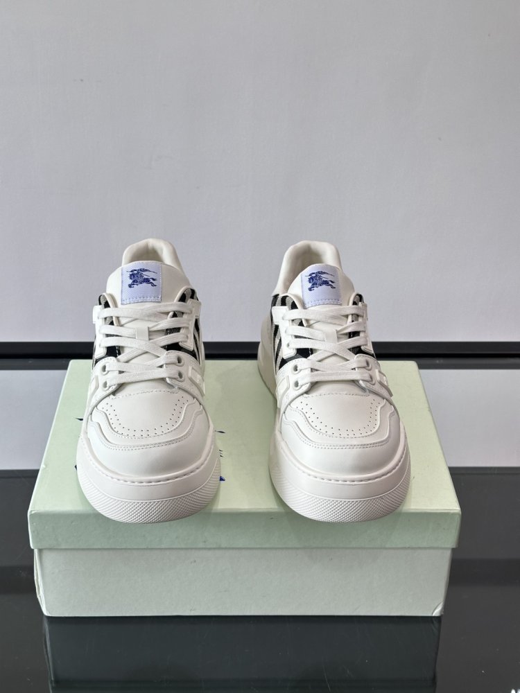 Кросівки фото 2