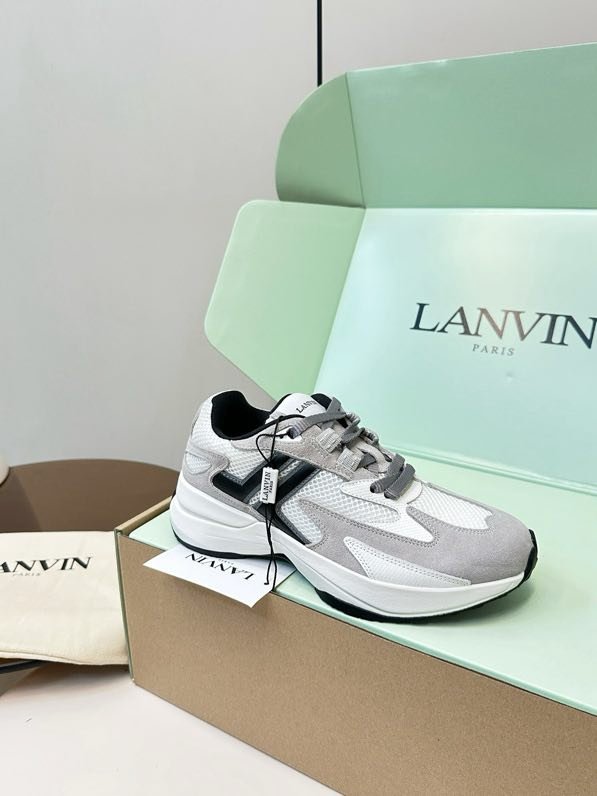 Кроссовки фото 3