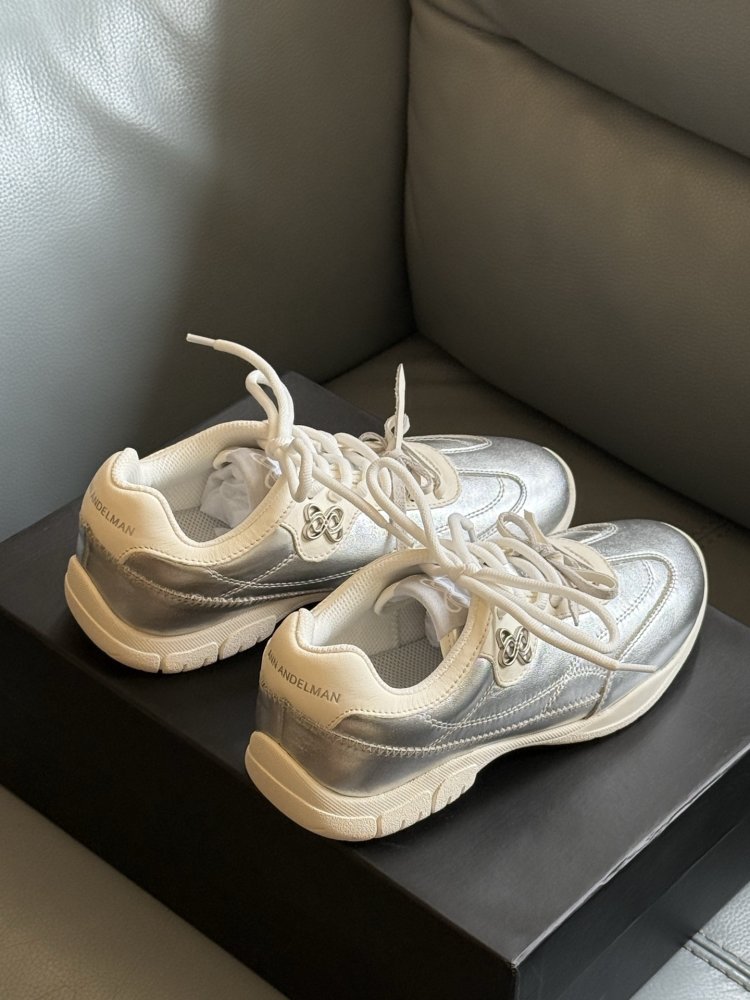 Кроссовки фото 3