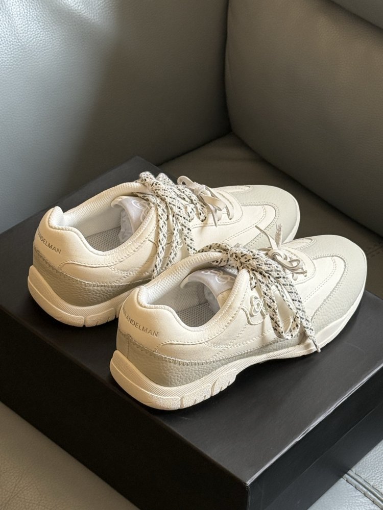 Кроссовки фото 3