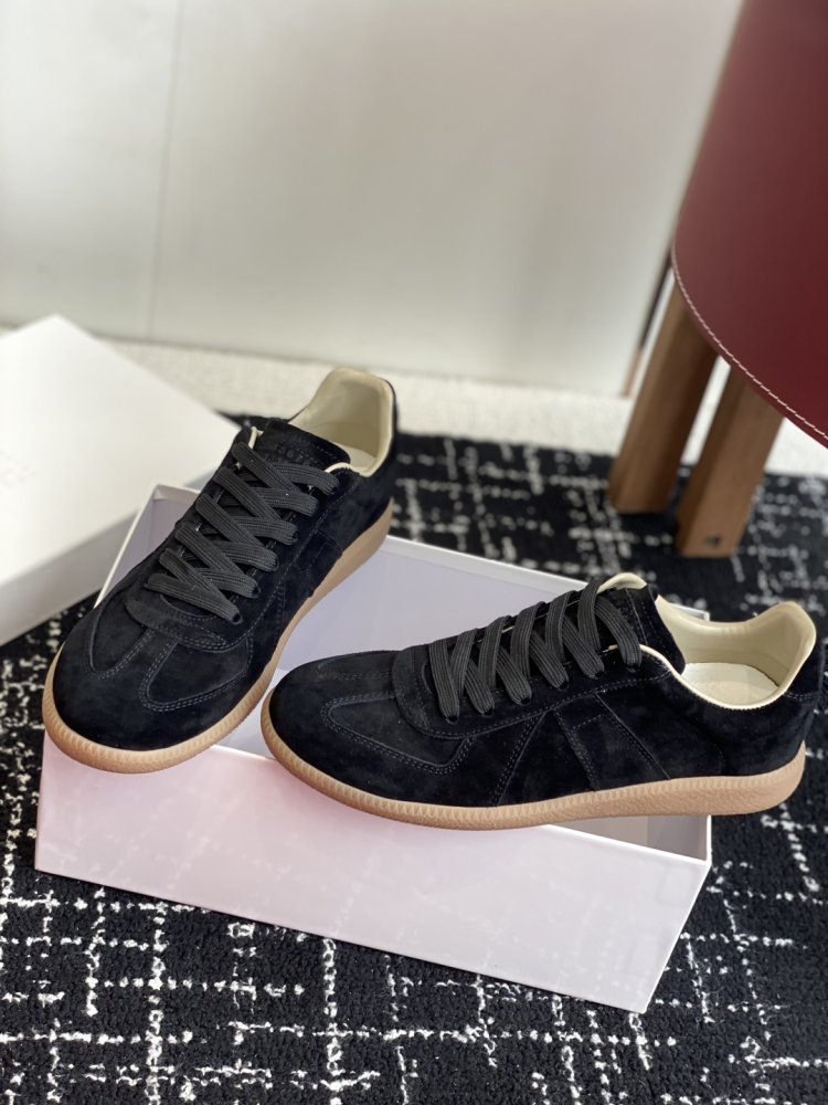 Кроссовки фото 3