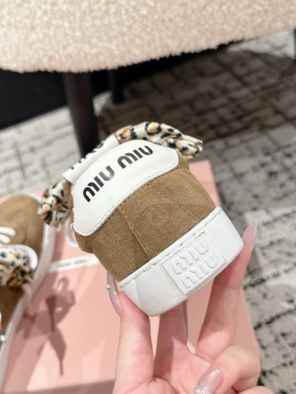 Кроссовки фото 3