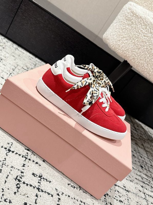 Кроссовки фото 3