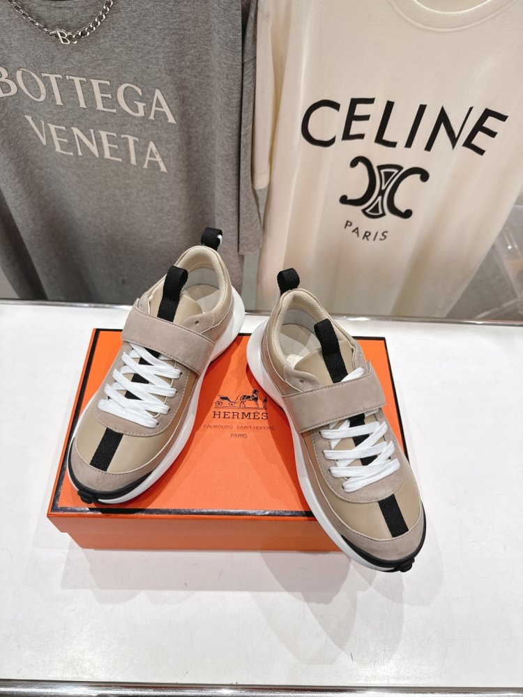 Кросівки фото 3