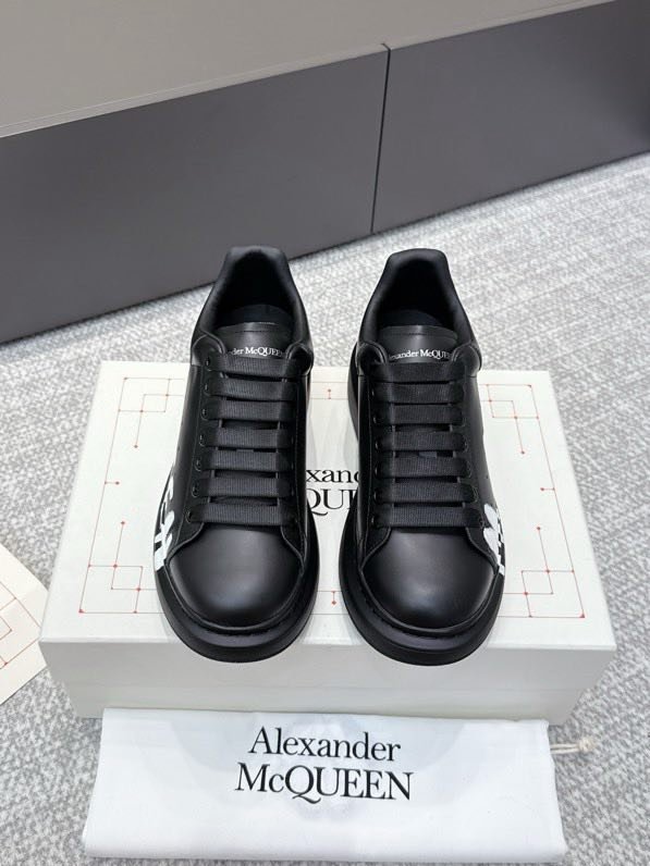 Кроссовки фото 3