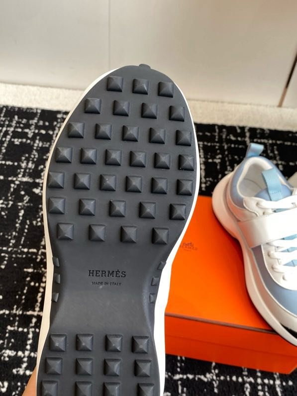 Кроссовки фото 3