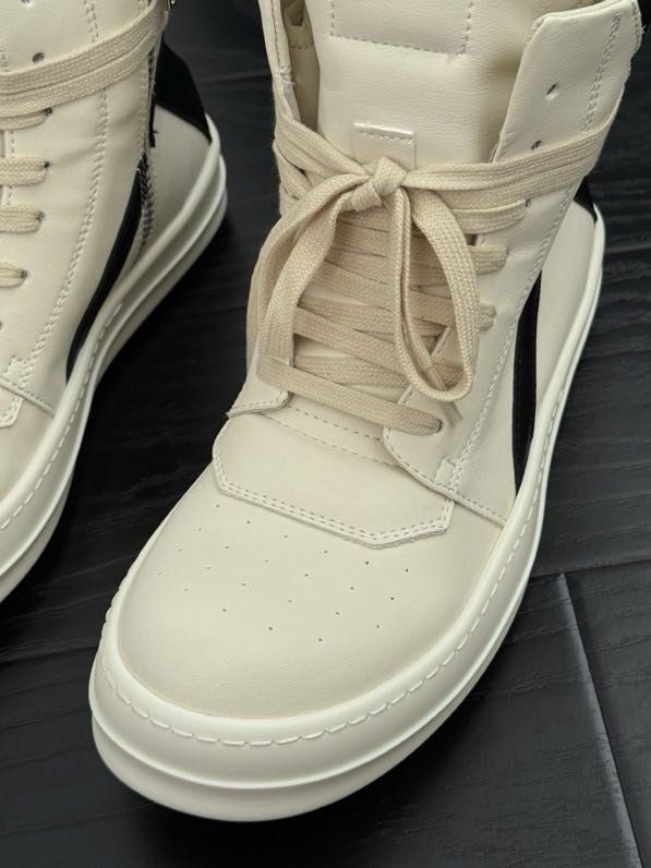 Кроссовки фото 3