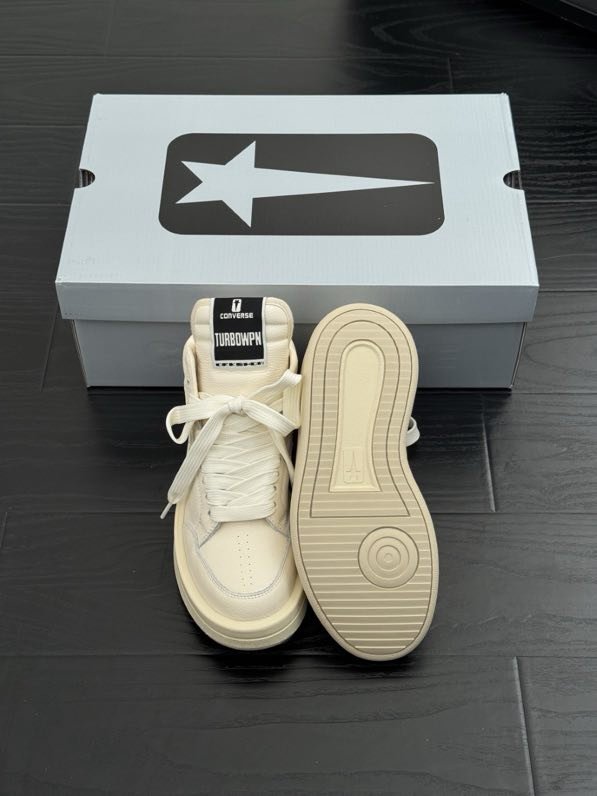 Кроссовки фото 3