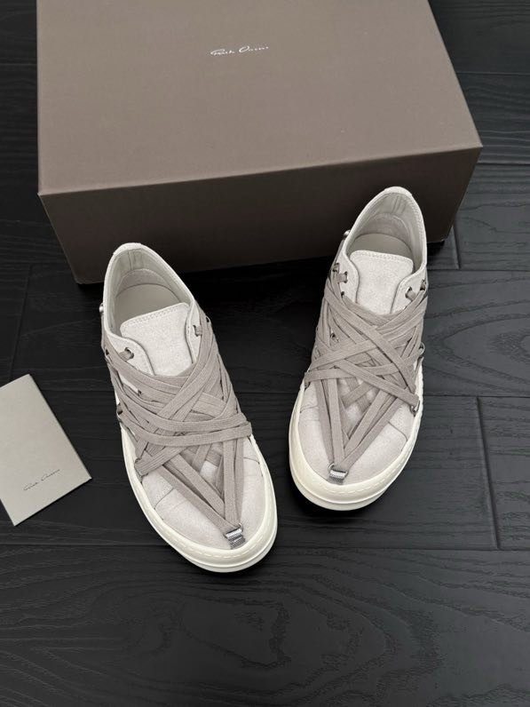 Кросівки фото 3