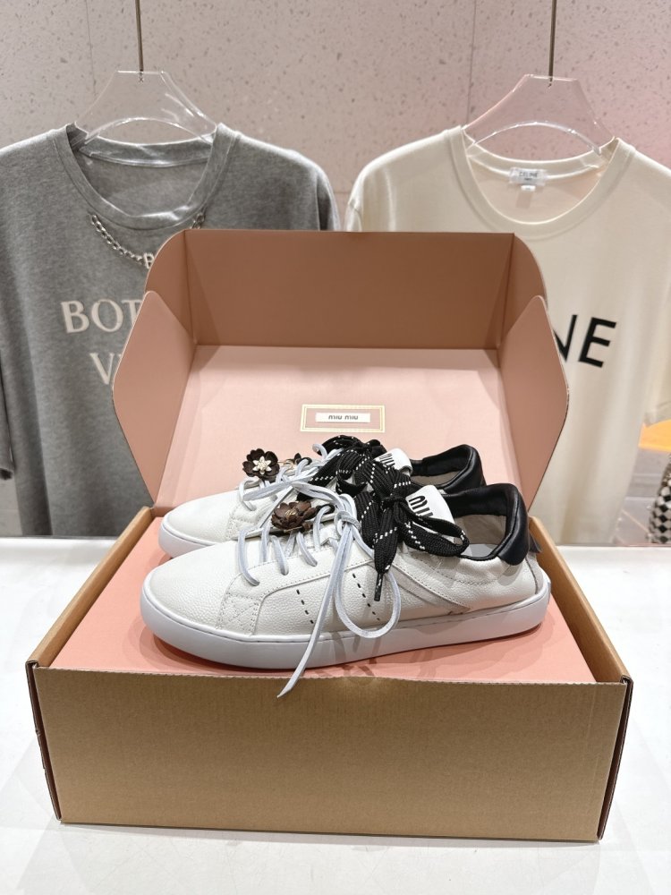 Кроссовки фото 3