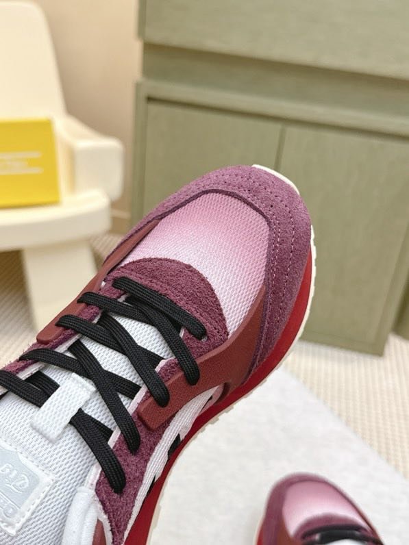 Кроссовки фото 3