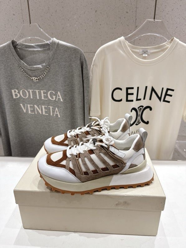 Кроссовки фото 3