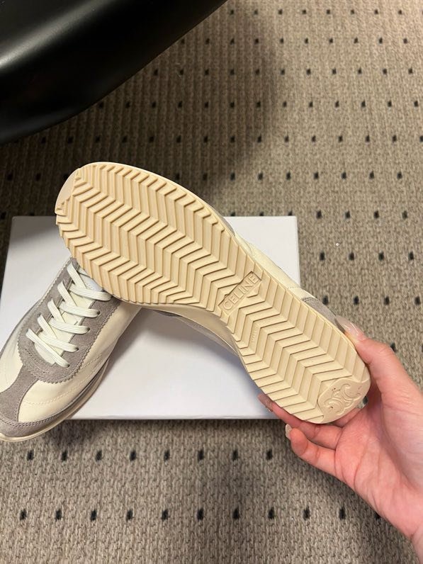 Кроссовки фото 3