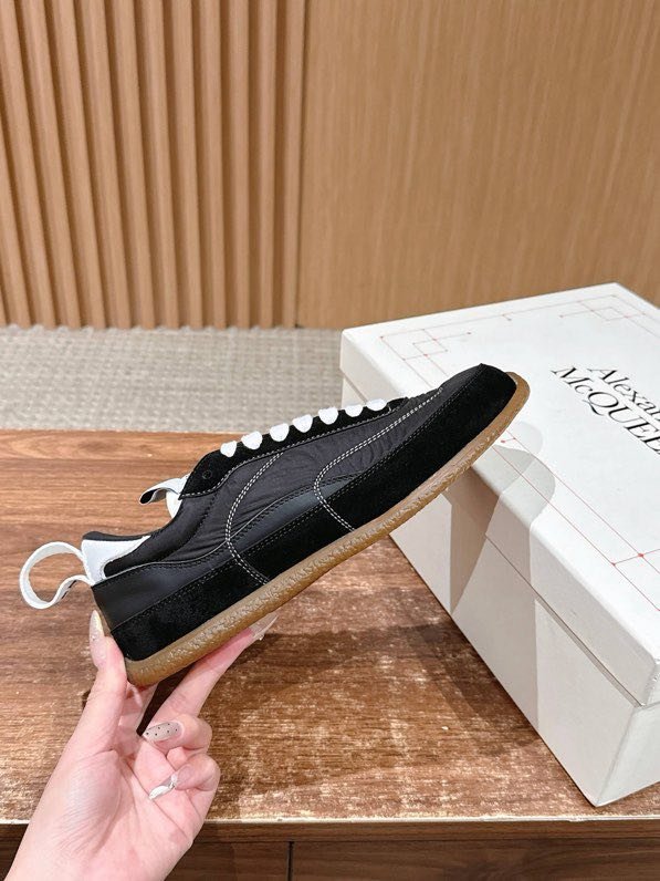 Кроссовки фото 3