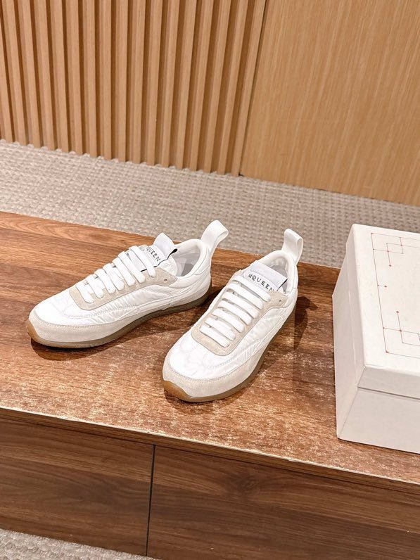 Кроссовки фото 3