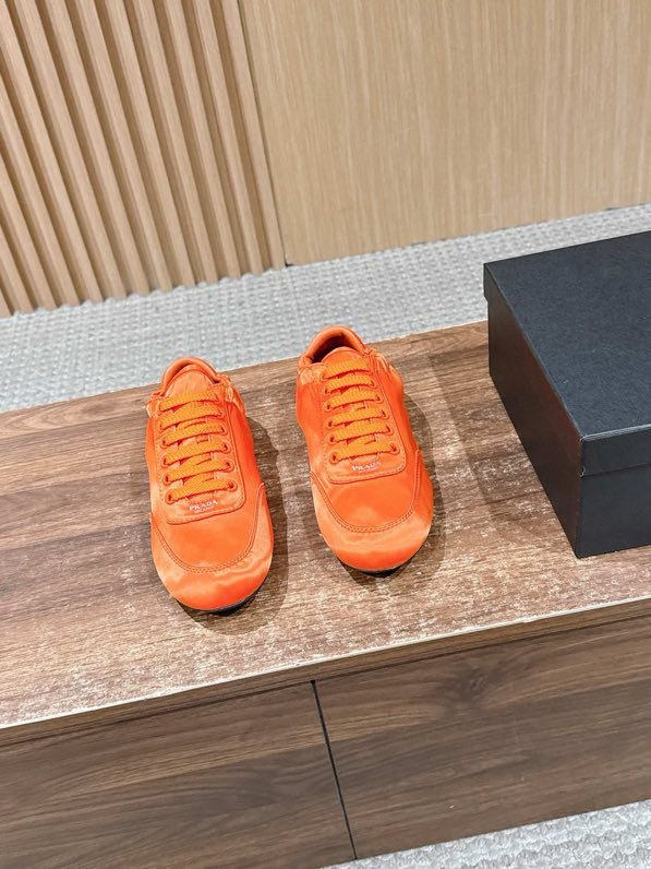 Кроссовки фото 3