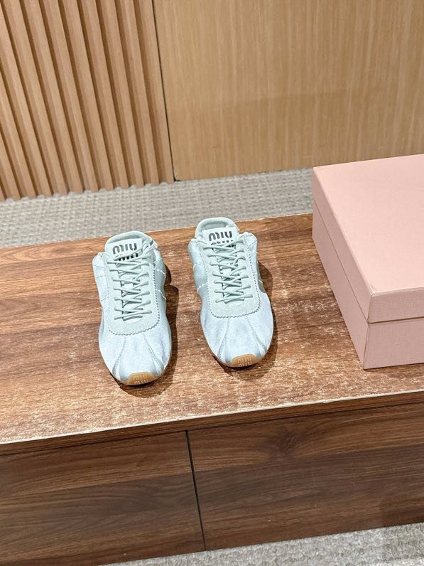 Кроссовки фото 3