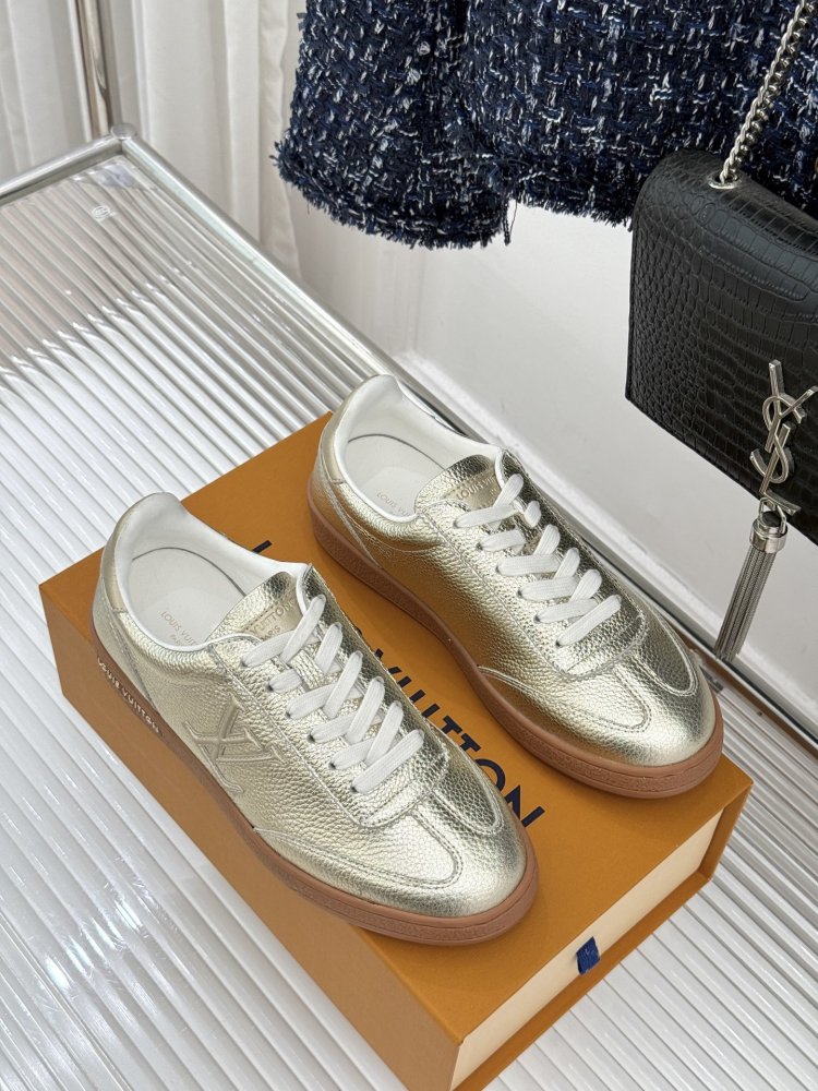 Кроссовки фото 3