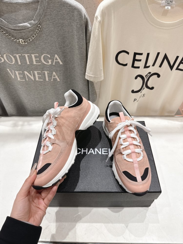 Кроссовки фото 3