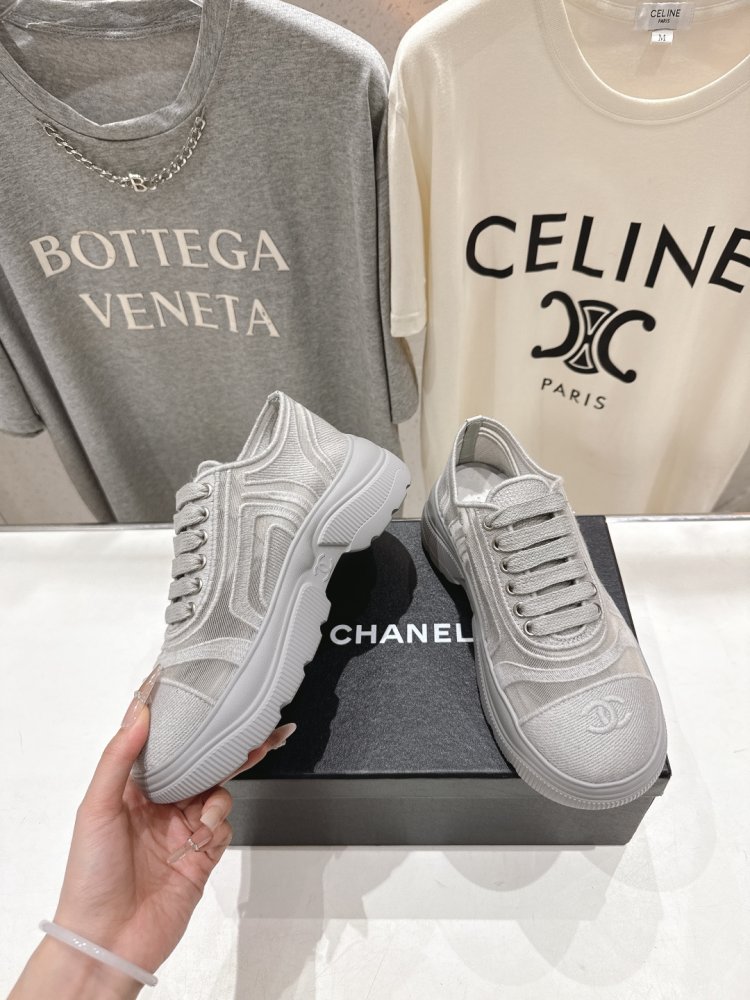 Кроссовки фото 3