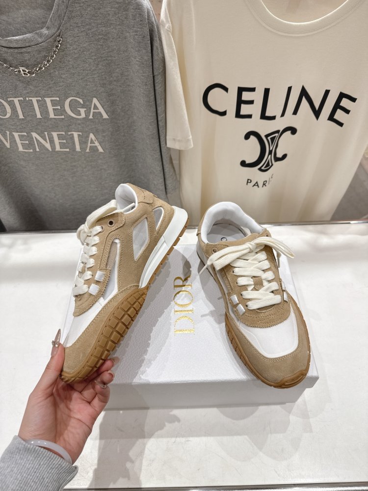 Кроссовки фото 3