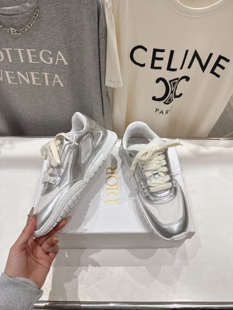 Кроссовки фото 3