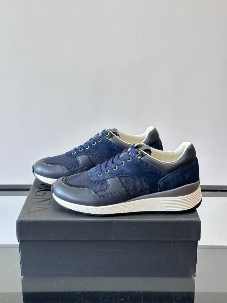 Кроссовки фото 3