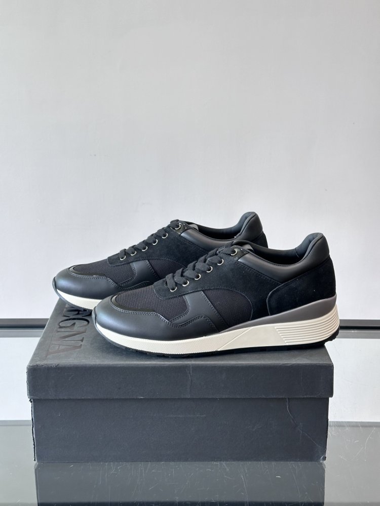 Кросівки фото 3