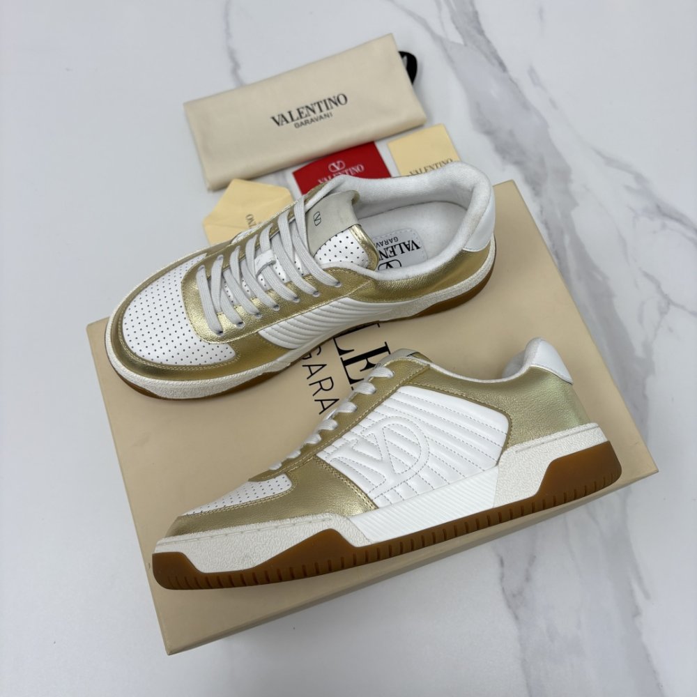 Кросівки фото 3