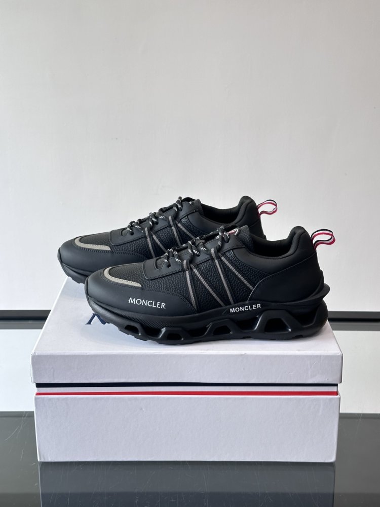 Кроссовки фото 3